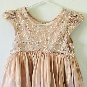 Pippa and Julie formal 2t dress. Blush Champagne